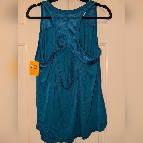 Champion tank, blue 💙🔵 - Picture 3 of 3